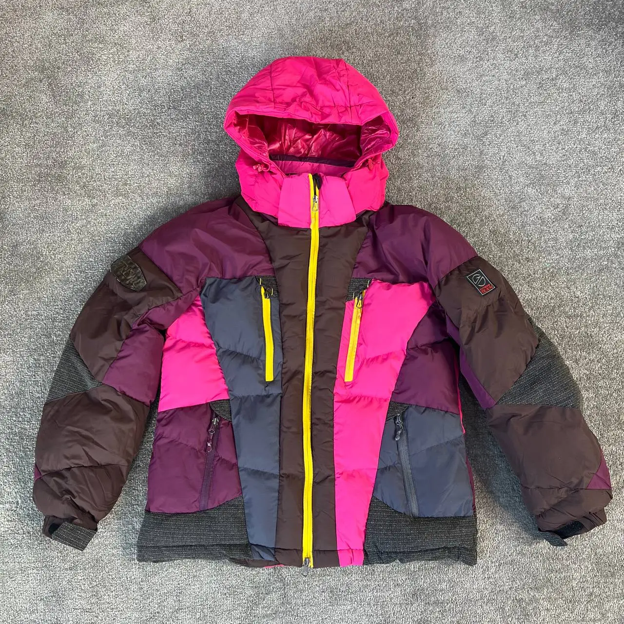 خرید کاپشن پفی اورجینال وینتیج | استوک مارکباز