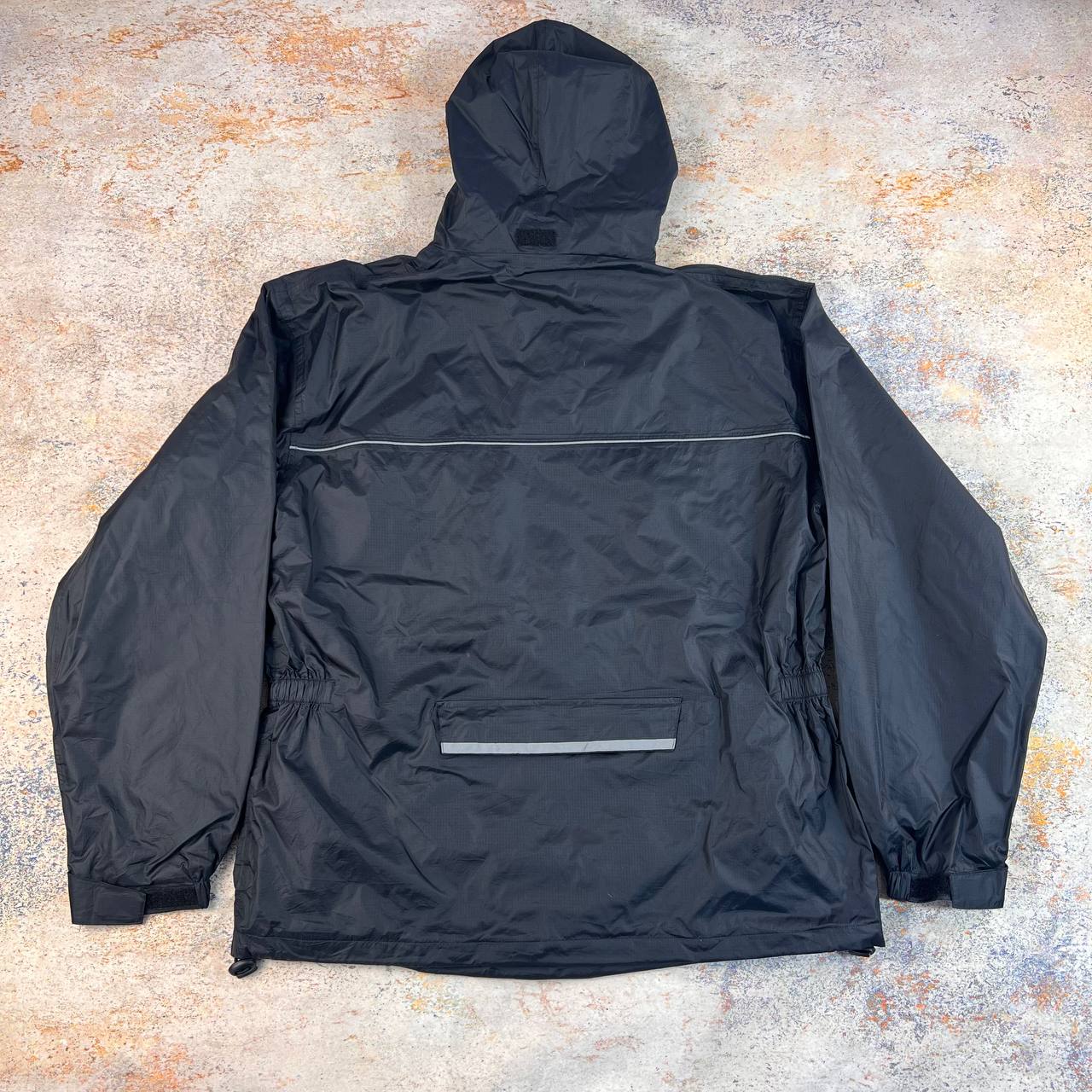 بادگیر زنانه استوک اورجینال Crocodile | سبک، ضدباد -استوک مارکباز